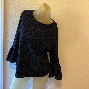 Anthropologie W5 Bell Sleeve top. Heathered Knit, 3/4 sleeve